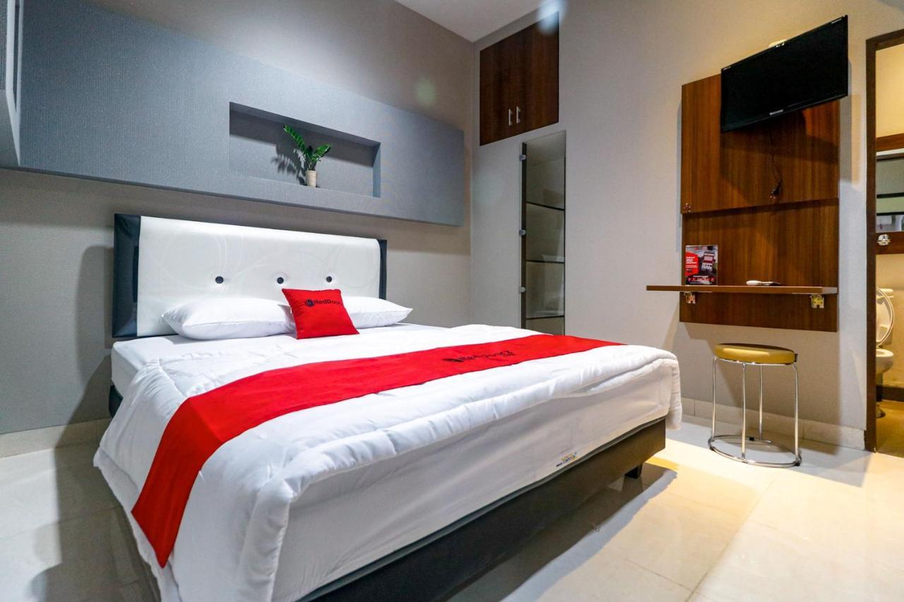 Reddoorz Near Kebon Jeruk Jakarta Extérieur photo